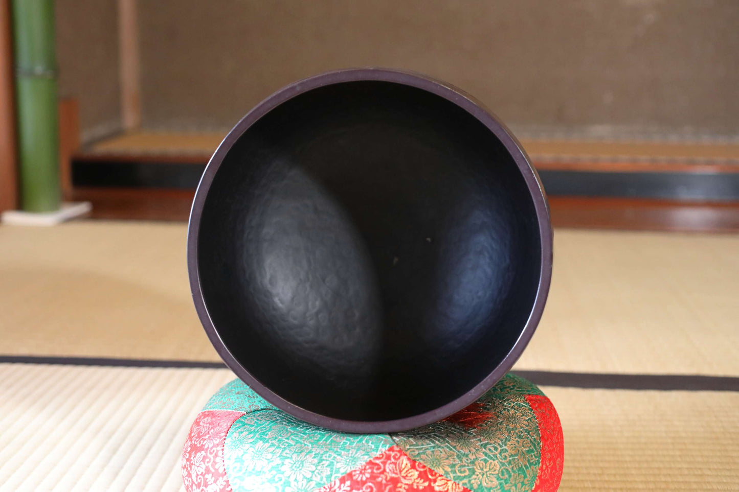 Large Japanese Buddhist Singing Bowl, Signed Horyu Temple Rin Bell, Meditation