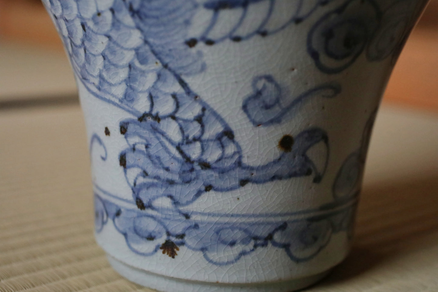Lee Dynasty antique dragon vase large porcelain indigo blue with hand painting "sometsuke" jar H12.8in/H32.5cm