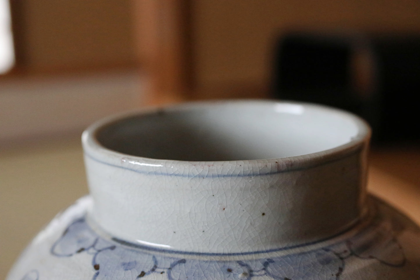 Lee Dynasty antique dragon vase large porcelain indigo blue with hand painting "sometsuke" jar H12.8in/H32.5cm