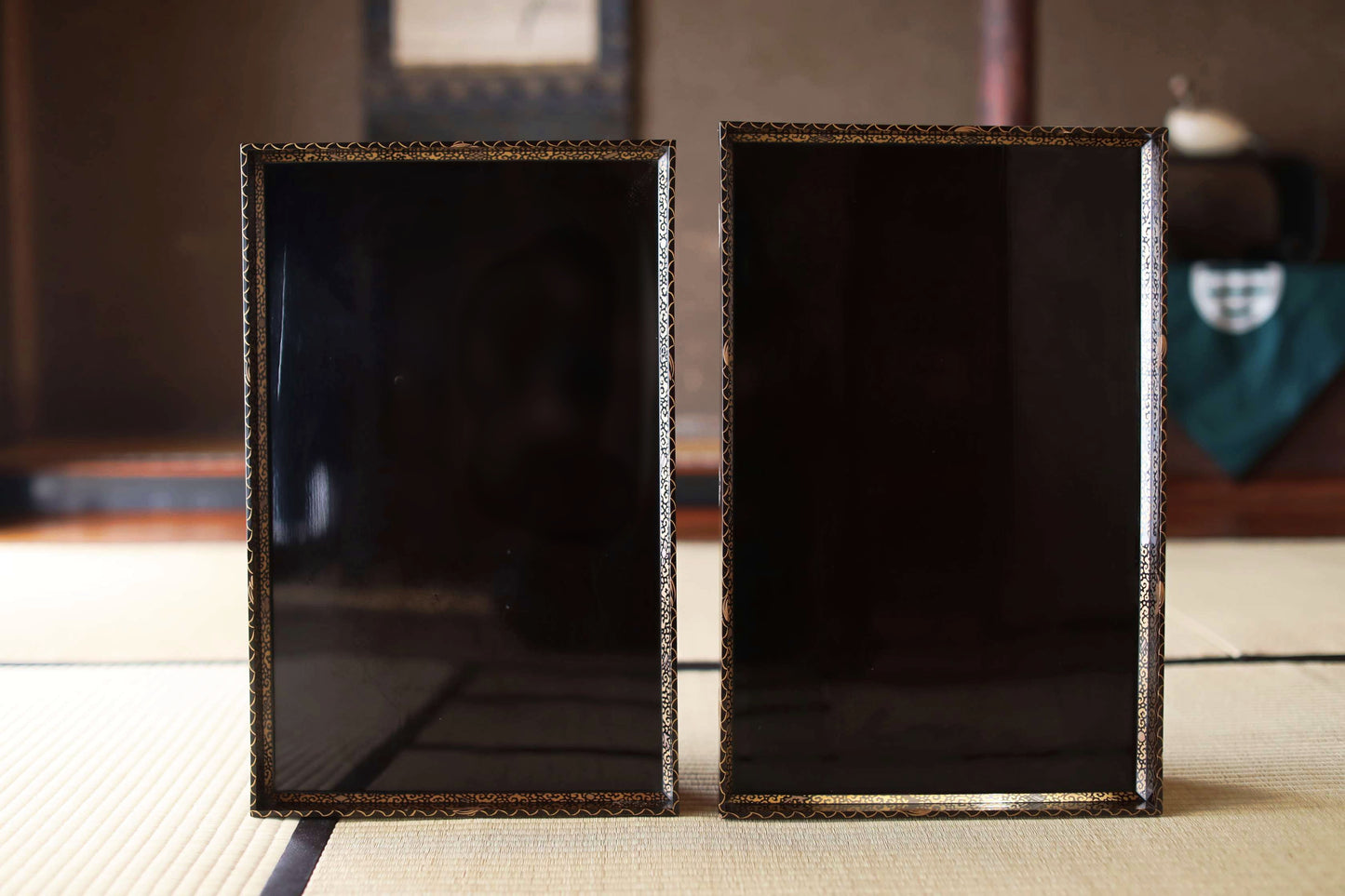 Japan antique EDO pair of URUSHI lacquer large trays Obon black gold MAKIE tableware