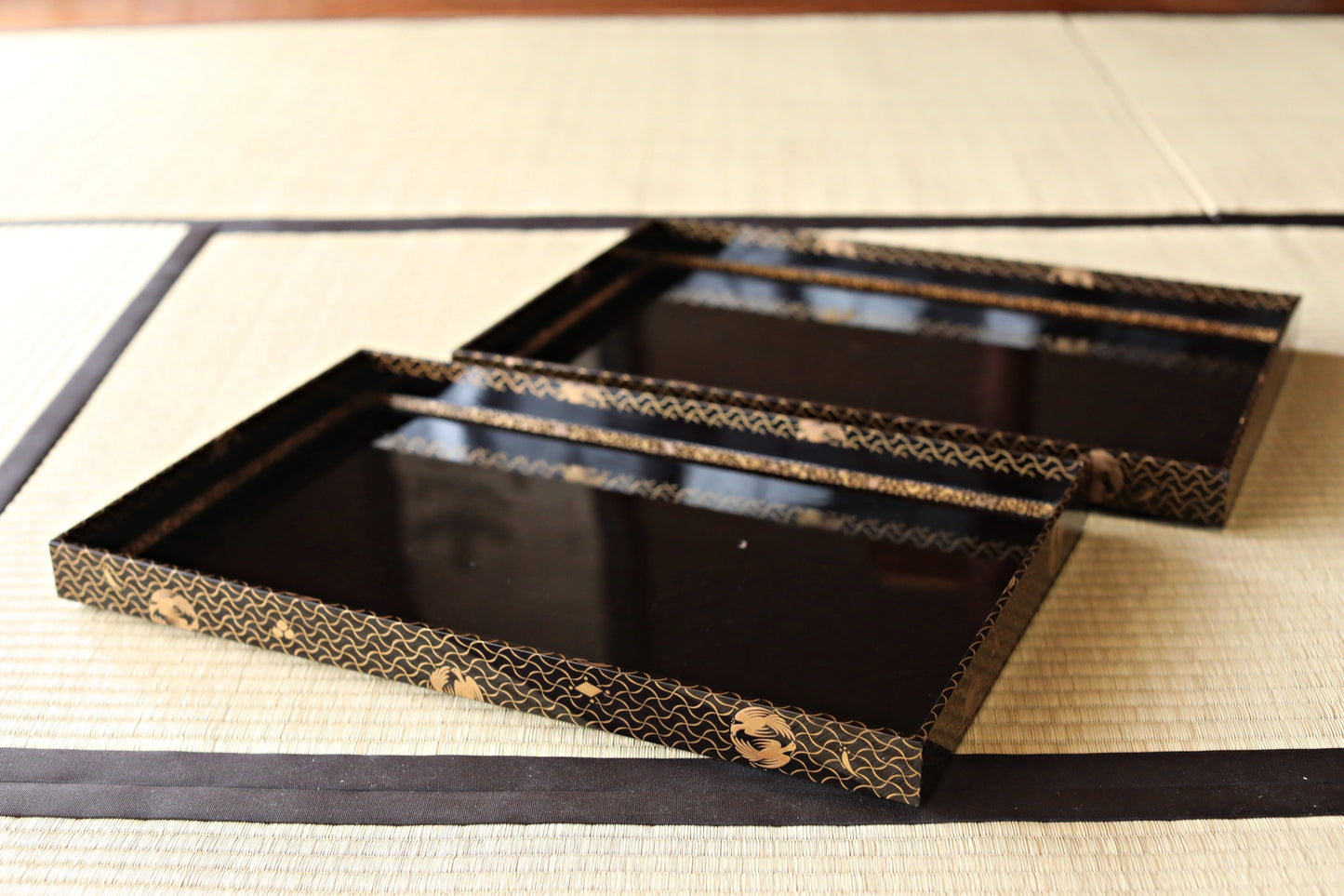 Japan antique EDO pair of URUSHI lacquer large trays Obon black gold MAKIE tableware