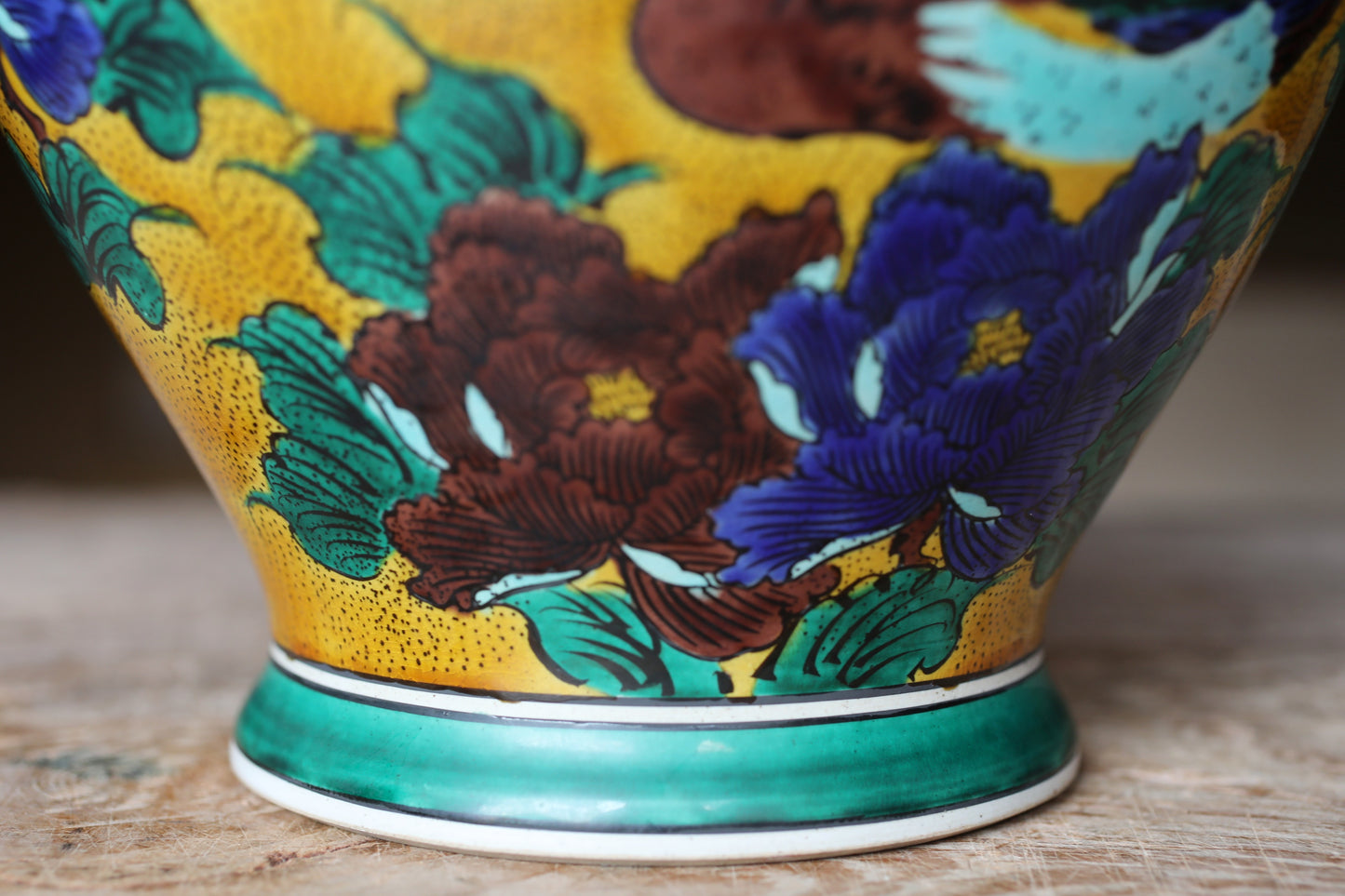 Kutani Ware Large Jar with birds and flower,Yellow & green Vase (H11.8in/H30cm)