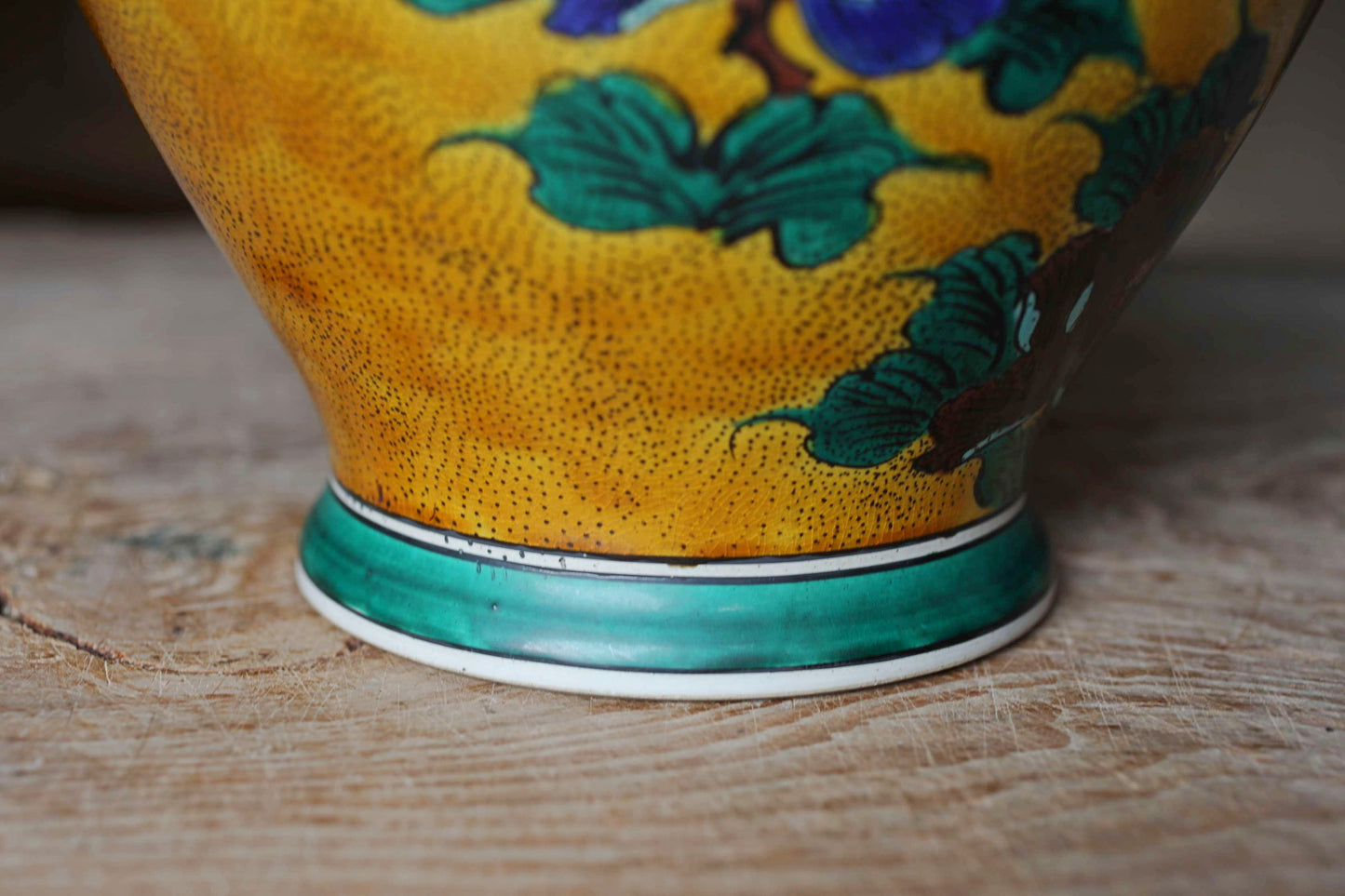 Kutani Ware Large Jar with birds and flower,Yellow & green Vase (H11.8in/H30cm)