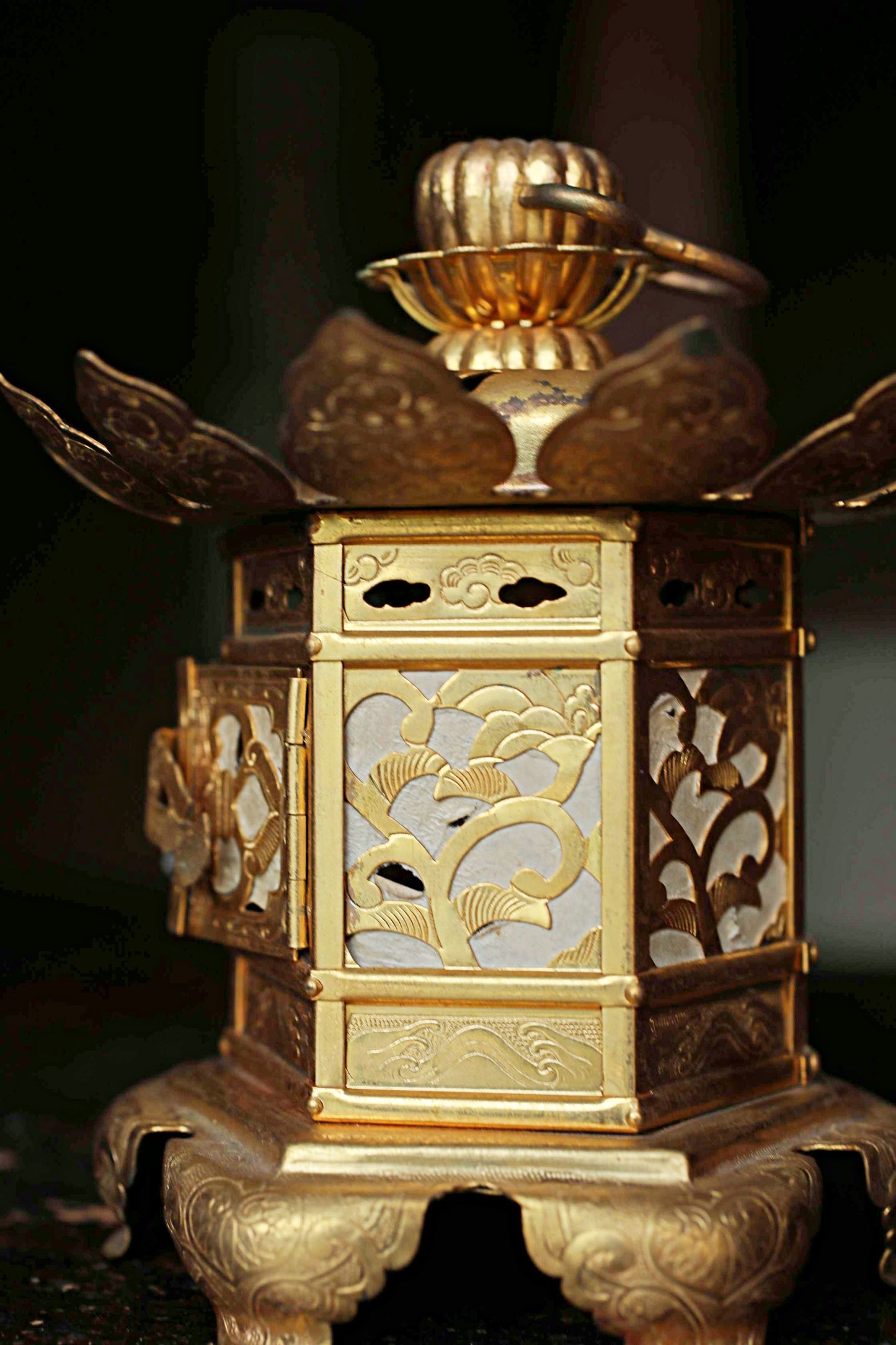 Beautiful Japanese vintage furniture Pair of Japanese old metal hexagonal hanging lanterns, lotus design from Buddhist temple H6.3/H16cm