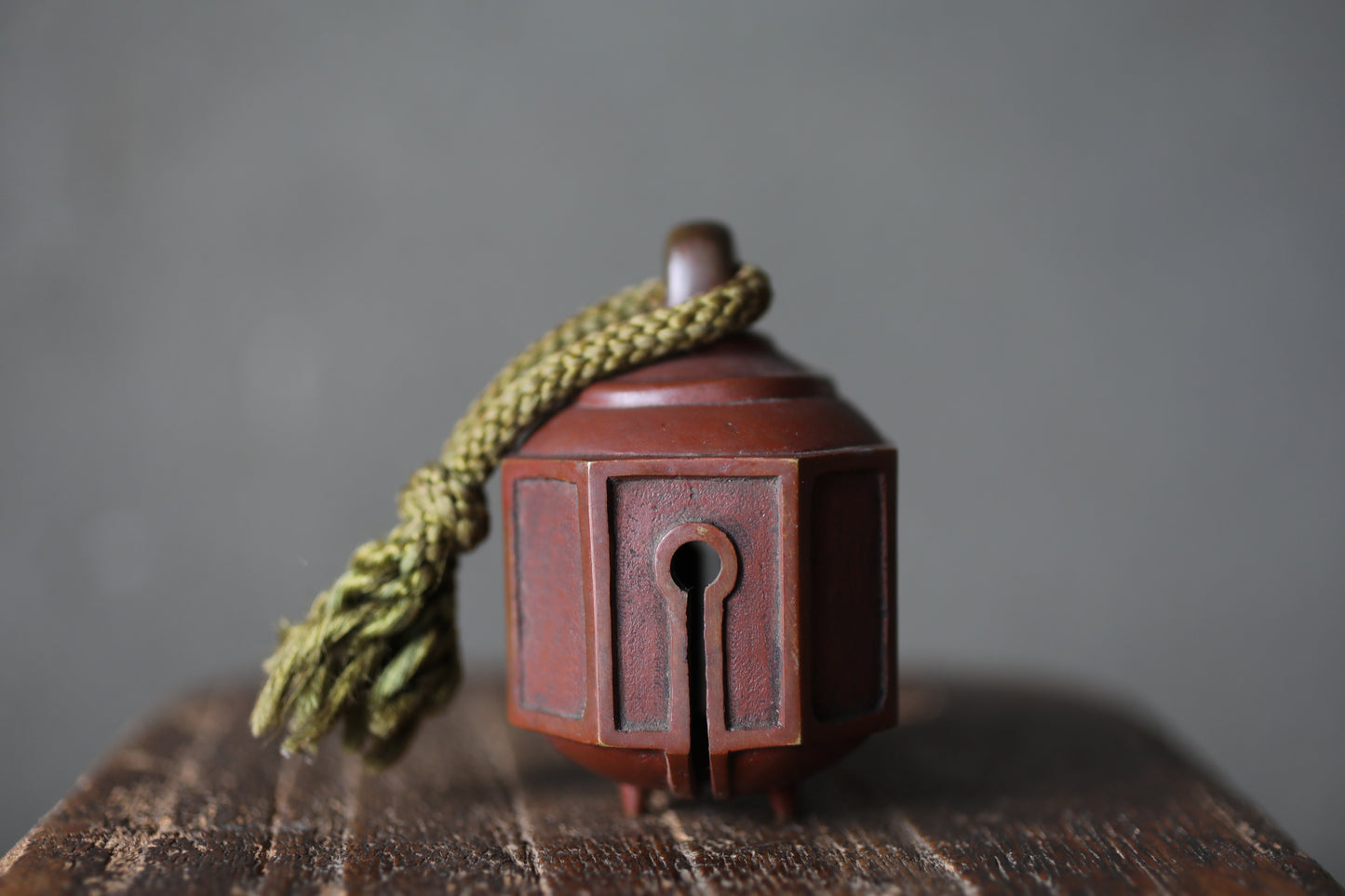 Vintage Japanese Bronze Bell Paperweight, Kanji Calligraphy, SUZU