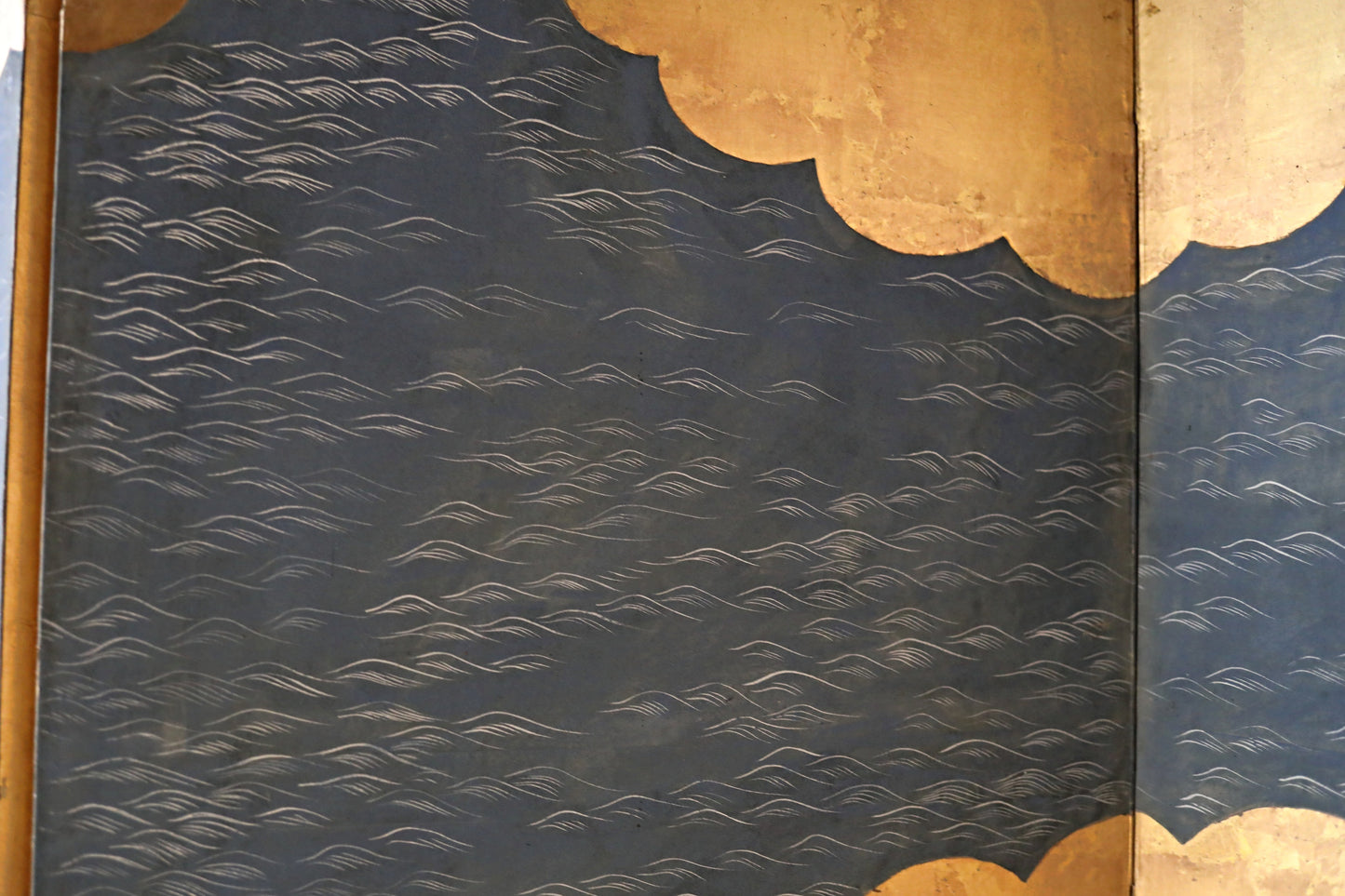 Antique Japanese furniture Byobu wind screen of hand painting Tale of Genji 1700s Real Gold Clouds Sea W111in/W282cm