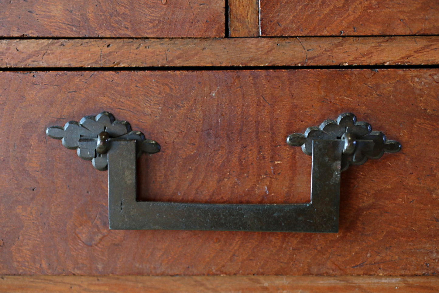 Antique Japanese Tansu Chest: Lacquered Zelkova Wood, Metal Fittings 5 drawers W12.6in/32cm