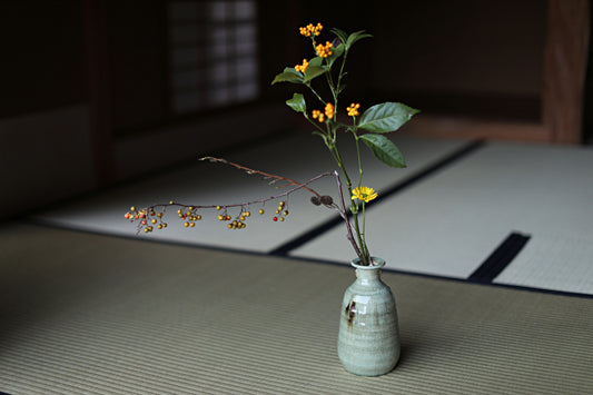 Japanese vintage SETO artist vase for one flower kiln ware handmade  boxed H7.9in/20cm