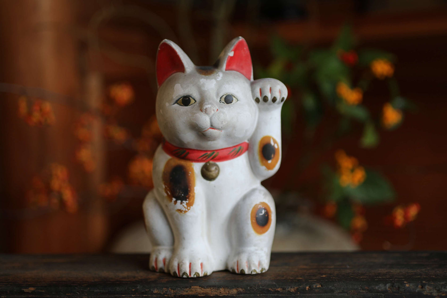 Japanese antique Cat doll MANEKINAKO white cat old ceramic money box, Welcome cat, Fortune cat, Lucky cat 1910s H7.3in/H18.5cm.