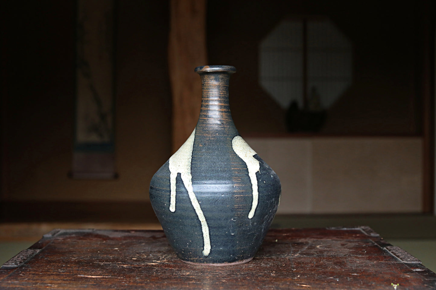 Vintage Japanese Ceramic Vase: KARATSU Black white Glaze Ikebana Tea Ceremony, Signed 9.1in/23in