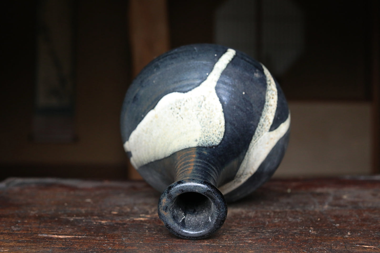 Vintage Japanese Ceramic Vase: KARATSU Black white Glaze Ikebana Tea Ceremony, Signed 9.1in/23in