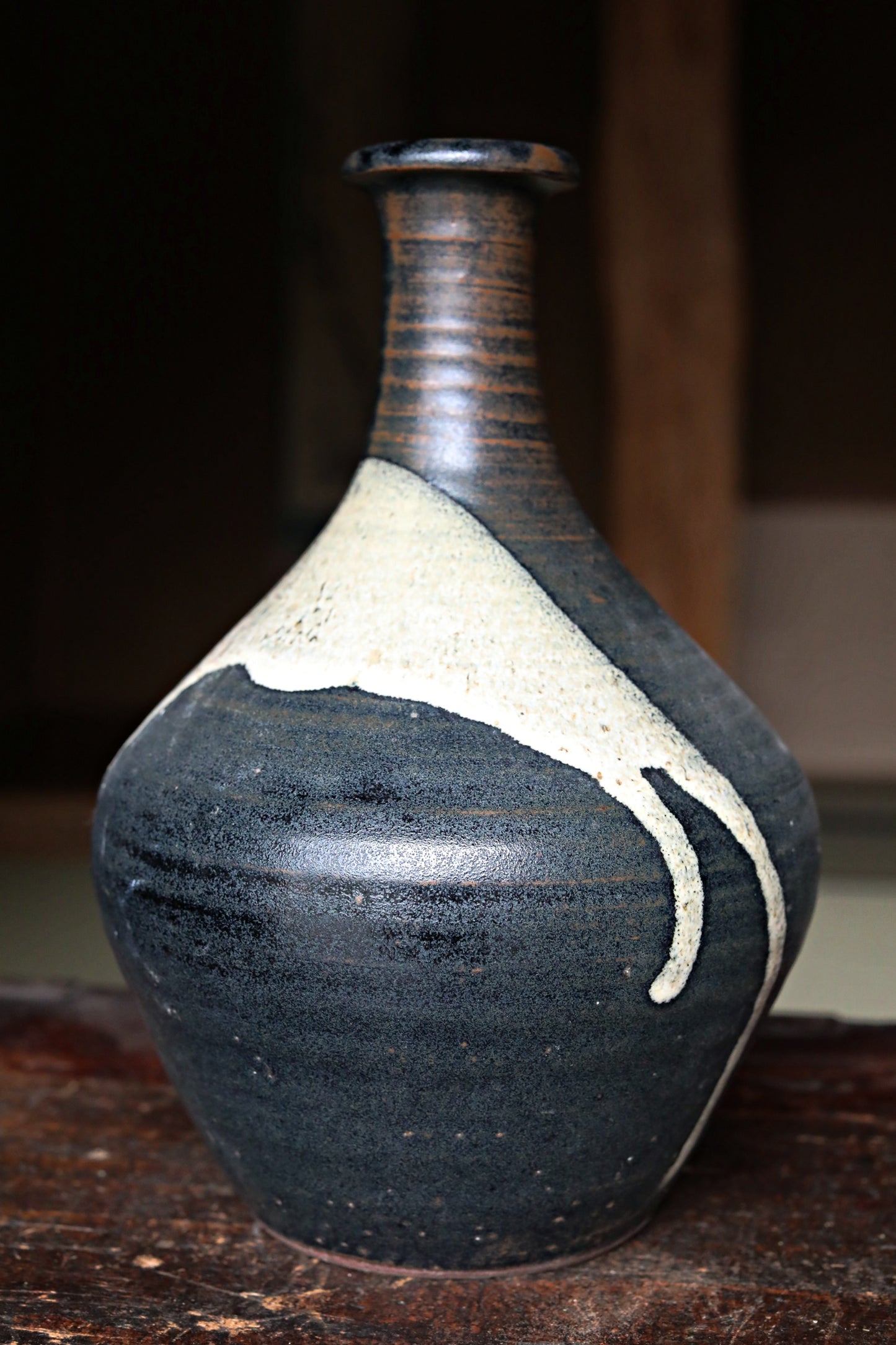 Vintage Japanese Ceramic Vase: KARATSU Black white Glaze Ikebana Tea Ceremony, Signed 9.1in/23in