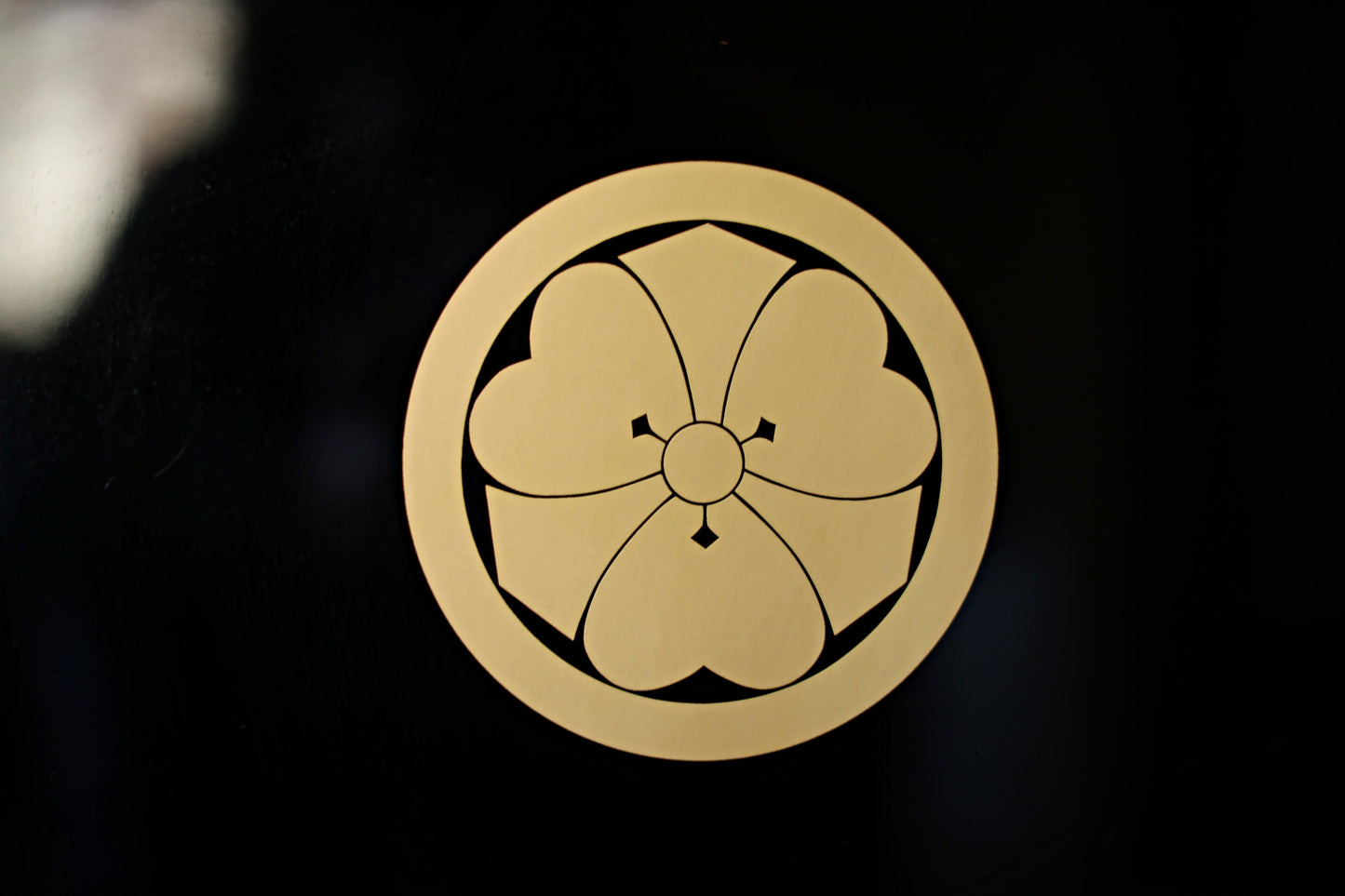 Japanese URUSHI lacquer Large tray OBON black gold Family crest beautiful wooden tableware Tea ceremony samurai 17.9×12.9in/45.5×32.8cm