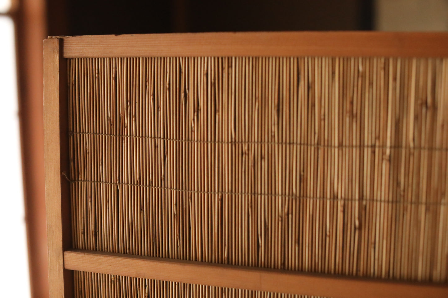 Vintage Japanese Reed Partition Screen, Bamboo Straw Wood Shoji Divider (H83×91in/H32.7×35.8cm)