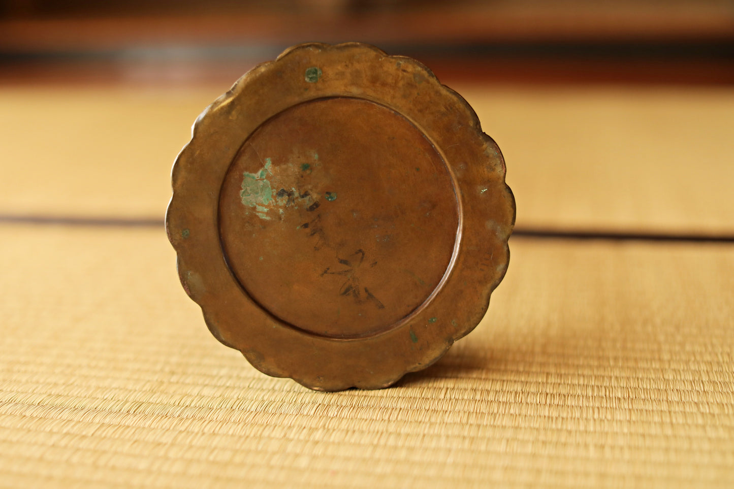 Japan Antique Brass candle holder metal carving Flower Shape Candlestick Single Lantern Shokudai From Buddhist temple 1900s H27in/H68.5cm)