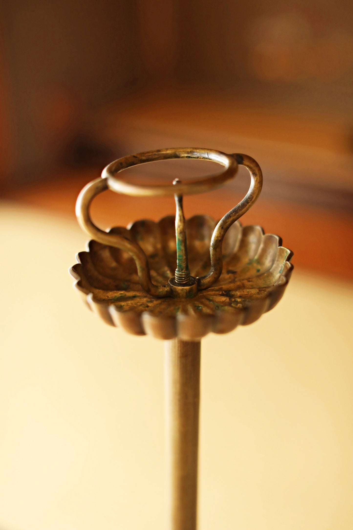Japan Antique Brass candle holder metal carving Flower Shape Candlestick Single Lantern Shokudai From Buddhist temple 1900s H27in/H68.5cm)
