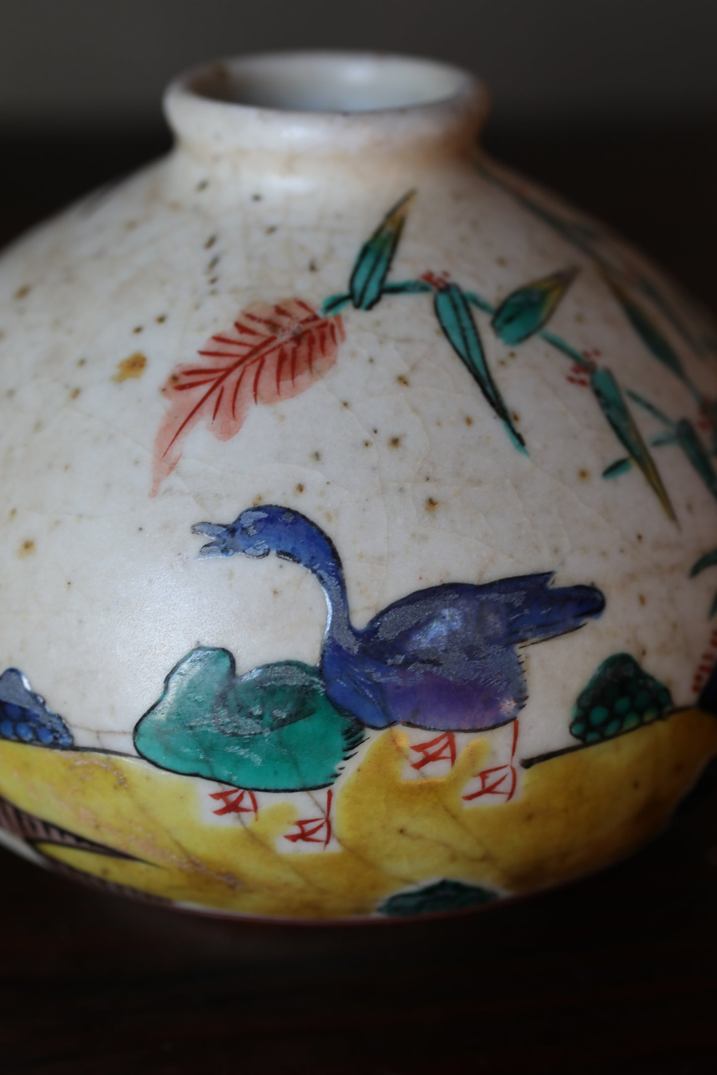 Antique Japanese Edo Koimari bud vase: hand painting bird, flower