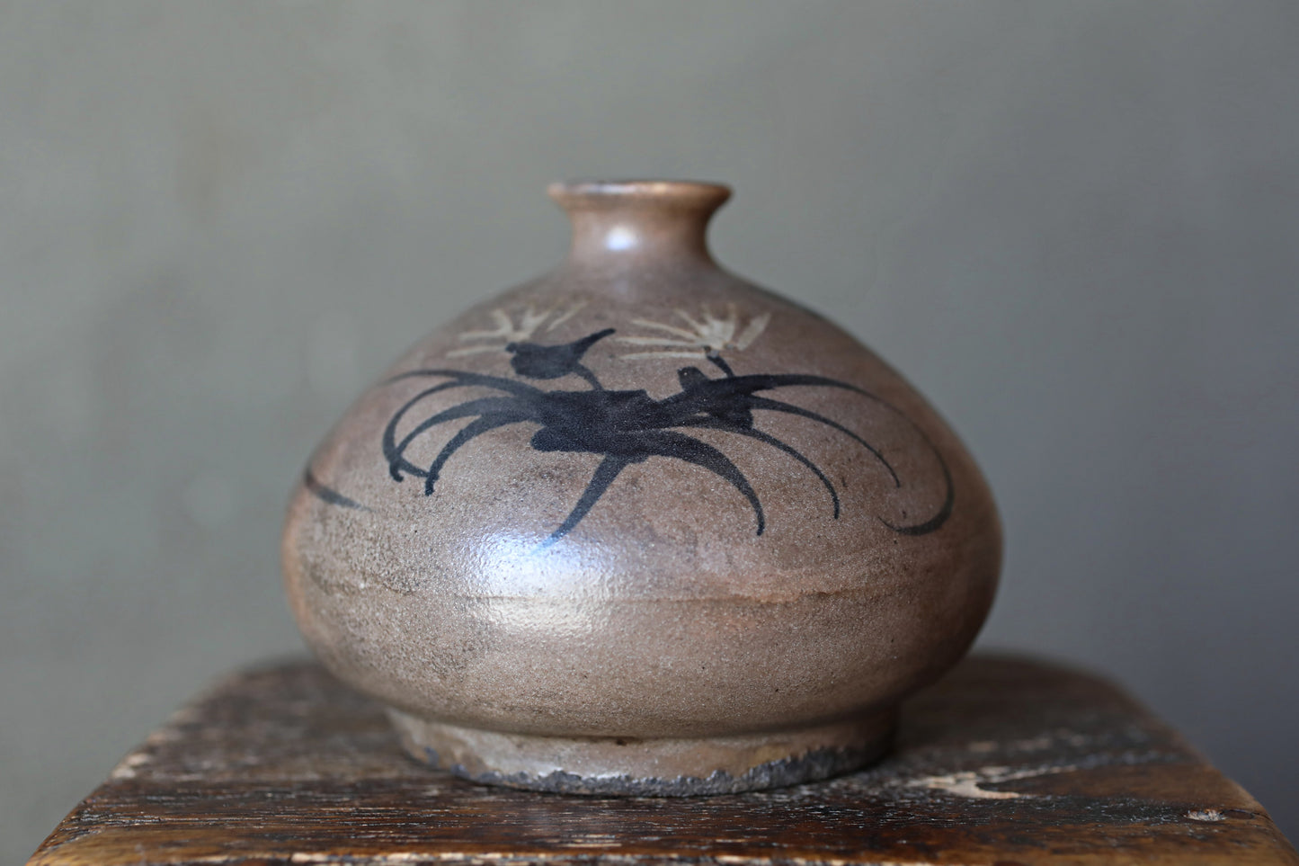 Japanese Antique KARATSU small vase for one flower kiln ware handmade  H3in/9cm