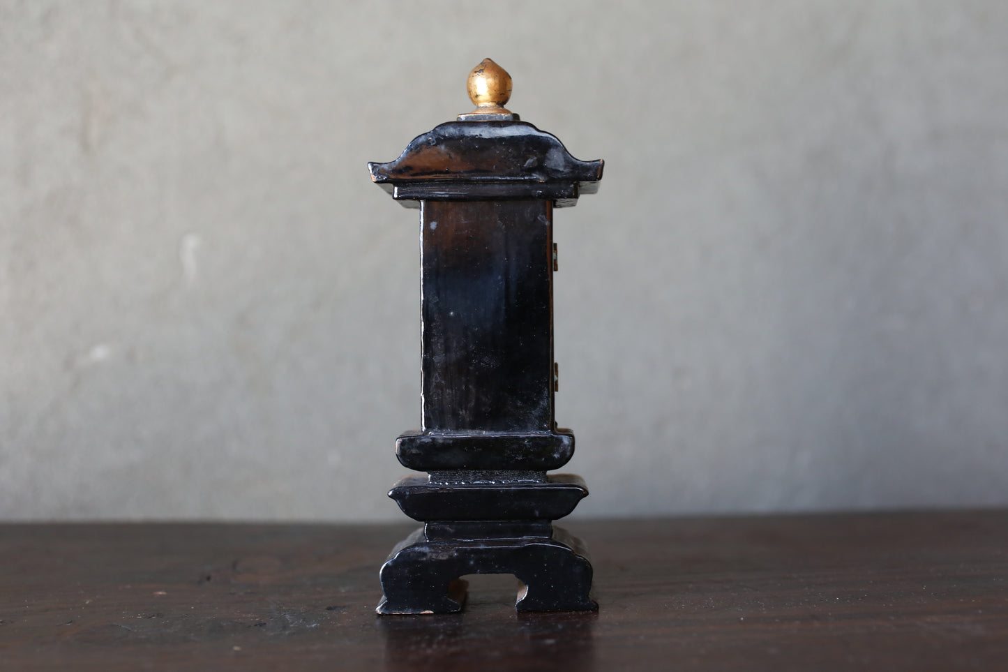 Vintage Japanese Buddhist Ihai Shrine: Gold Lacquer metal craft Ancestral Altar 1960s H7.3in/H18.5cm