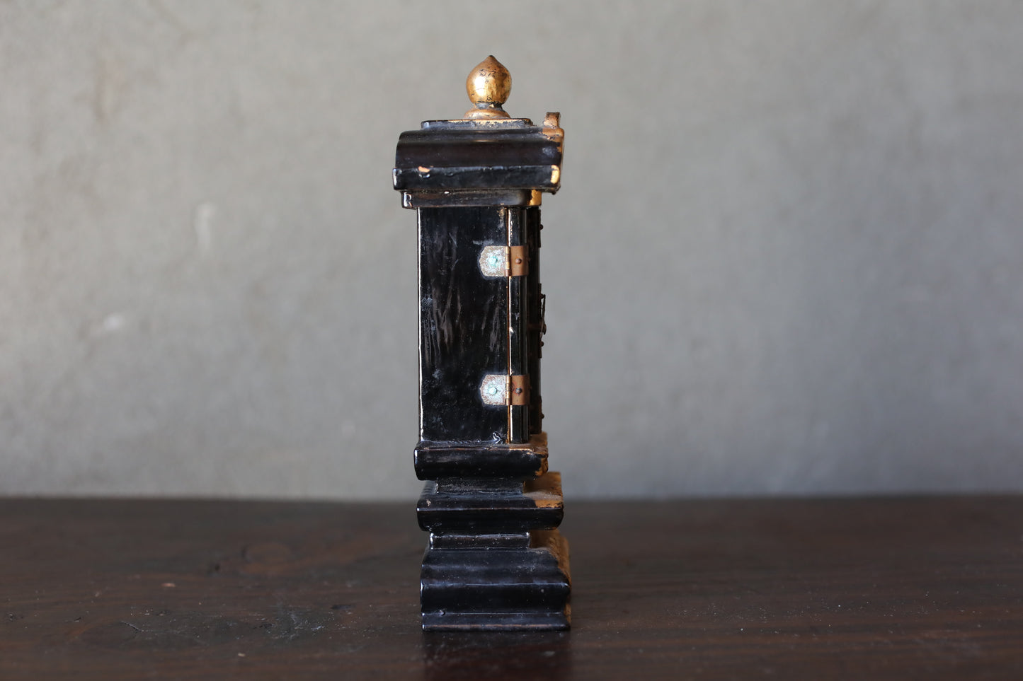 Vintage Japanese Buddhist Ihai Shrine: Gold Lacquer metal craft Ancestral Altar 1960s H7.3in/H18.5cm