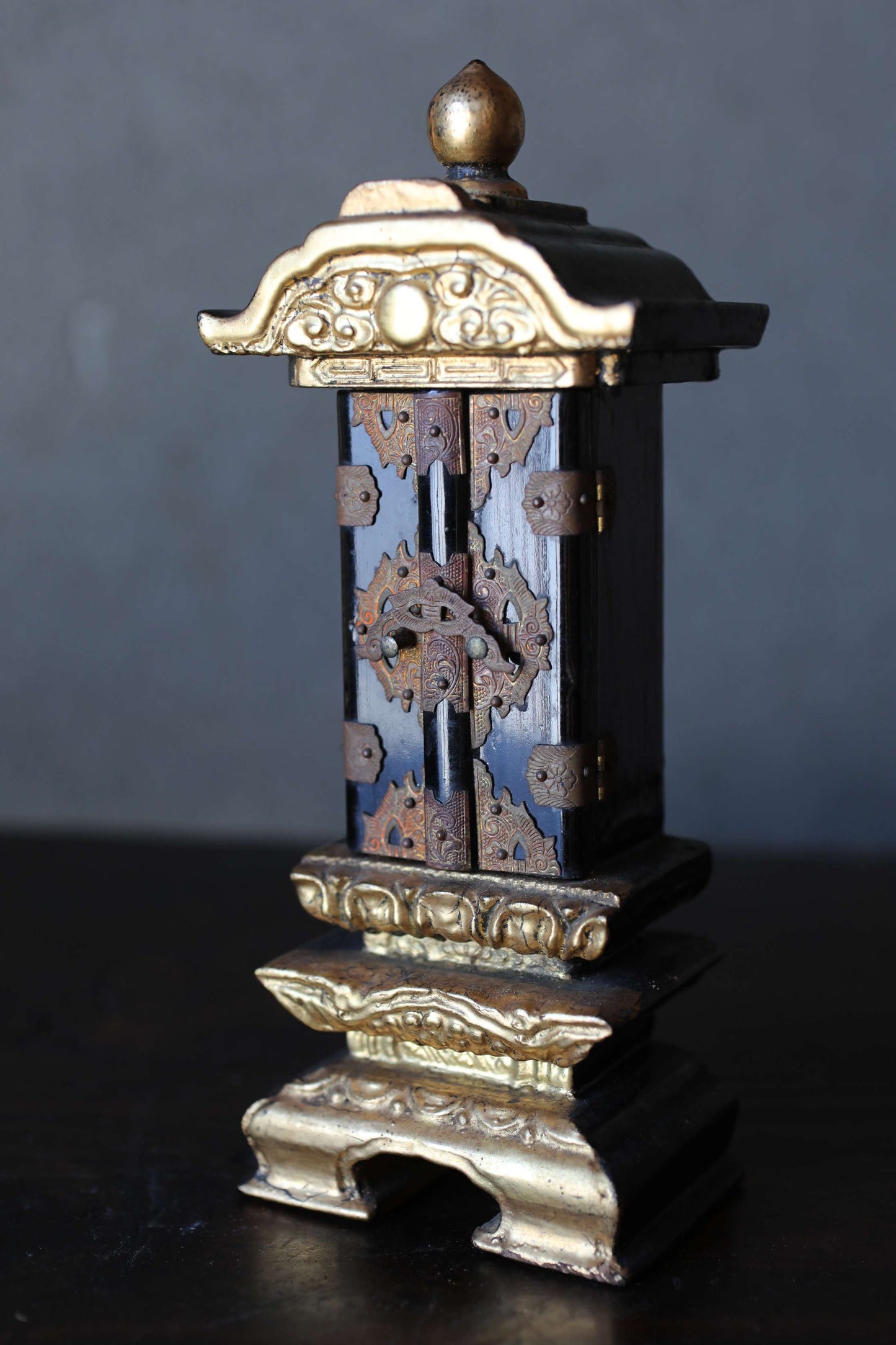Vintage Japanese Buddhist Ihai Shrine: Gold Lacquer metal craft Ancestral Altar 1960s H7.3in/H18.5cm