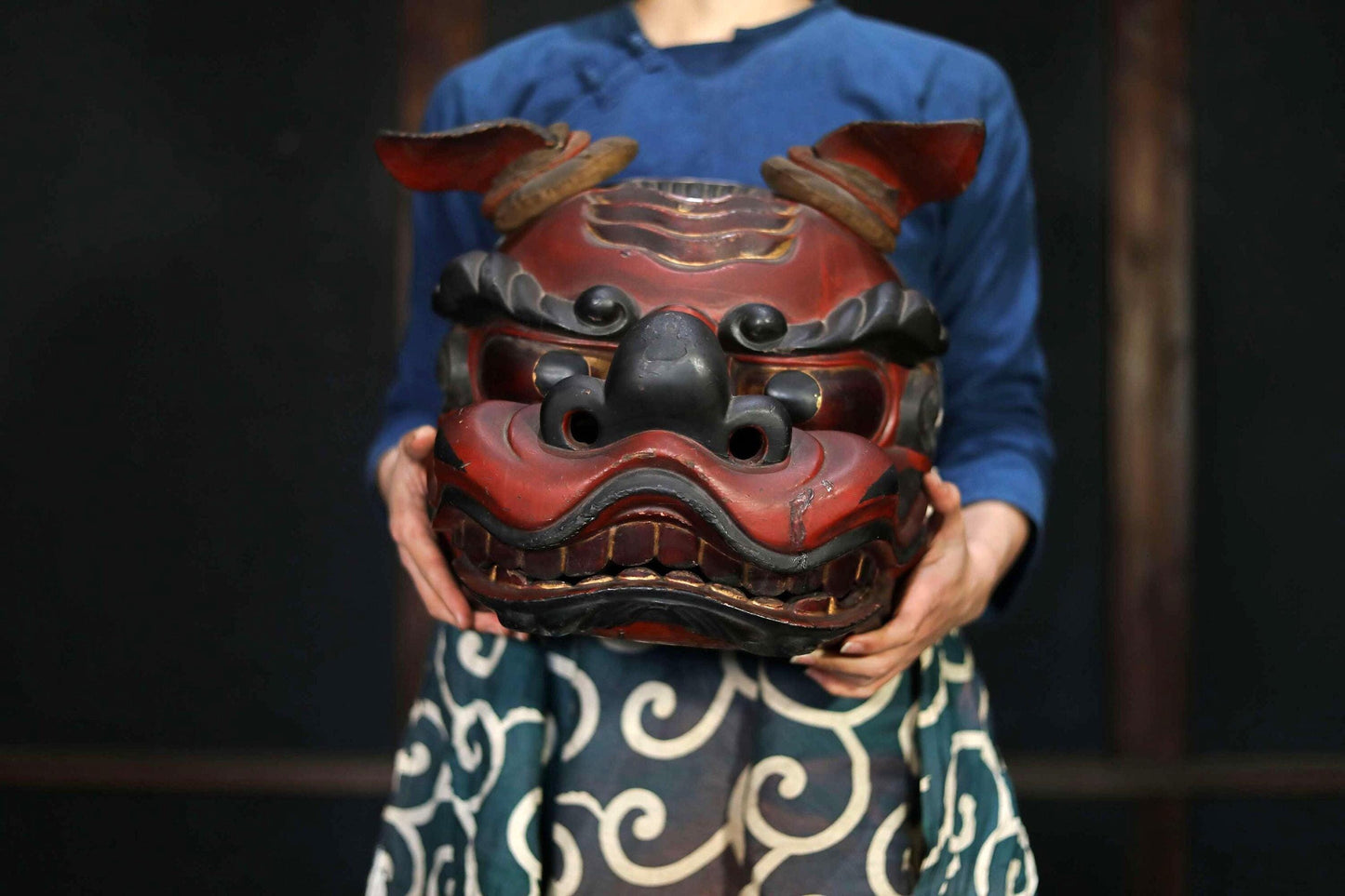 Japanese Lion Mask - Antique Wood Festival Lion Head With Lacquered Sculpture