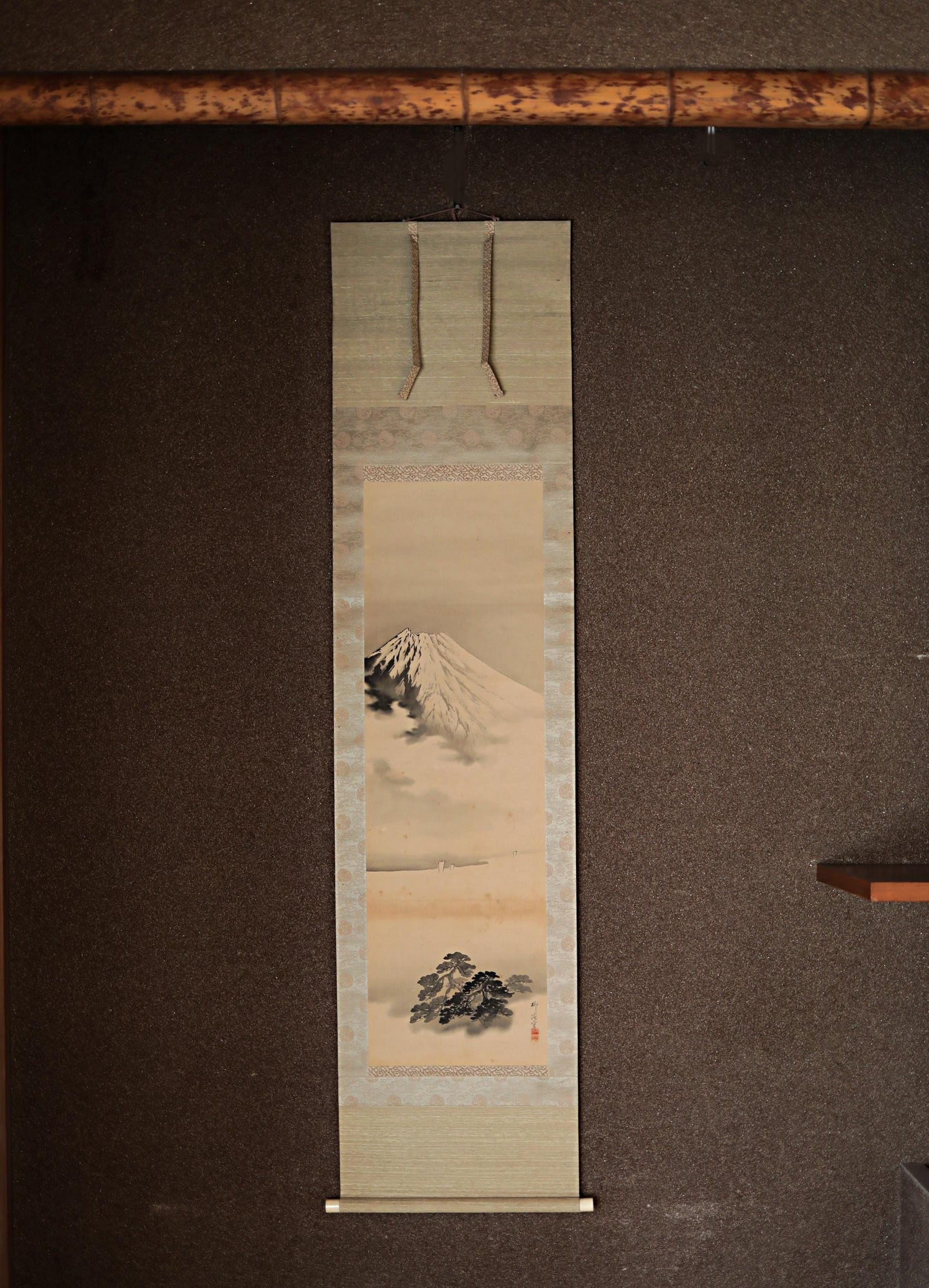 Japanese Ink Wash Scroll – Antique Mount Fuji Painting, Signed Kishinami Ryukei, Boxed Gift