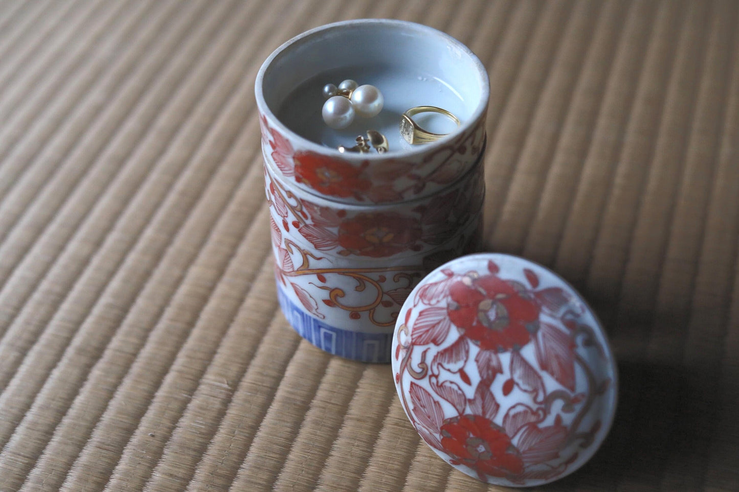 Antique Imari Porcelain Box - Meiji Era Japanese Jubako Stacking Jewelry Container