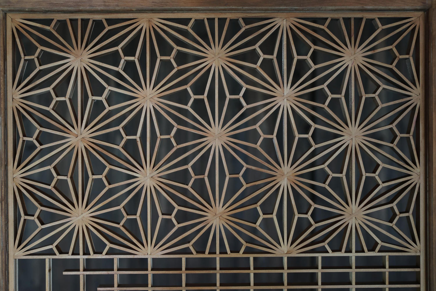 Vintage Shoji Screen - Kumiko Wood Panel | Japandi Wall Art & Geometric Frame
