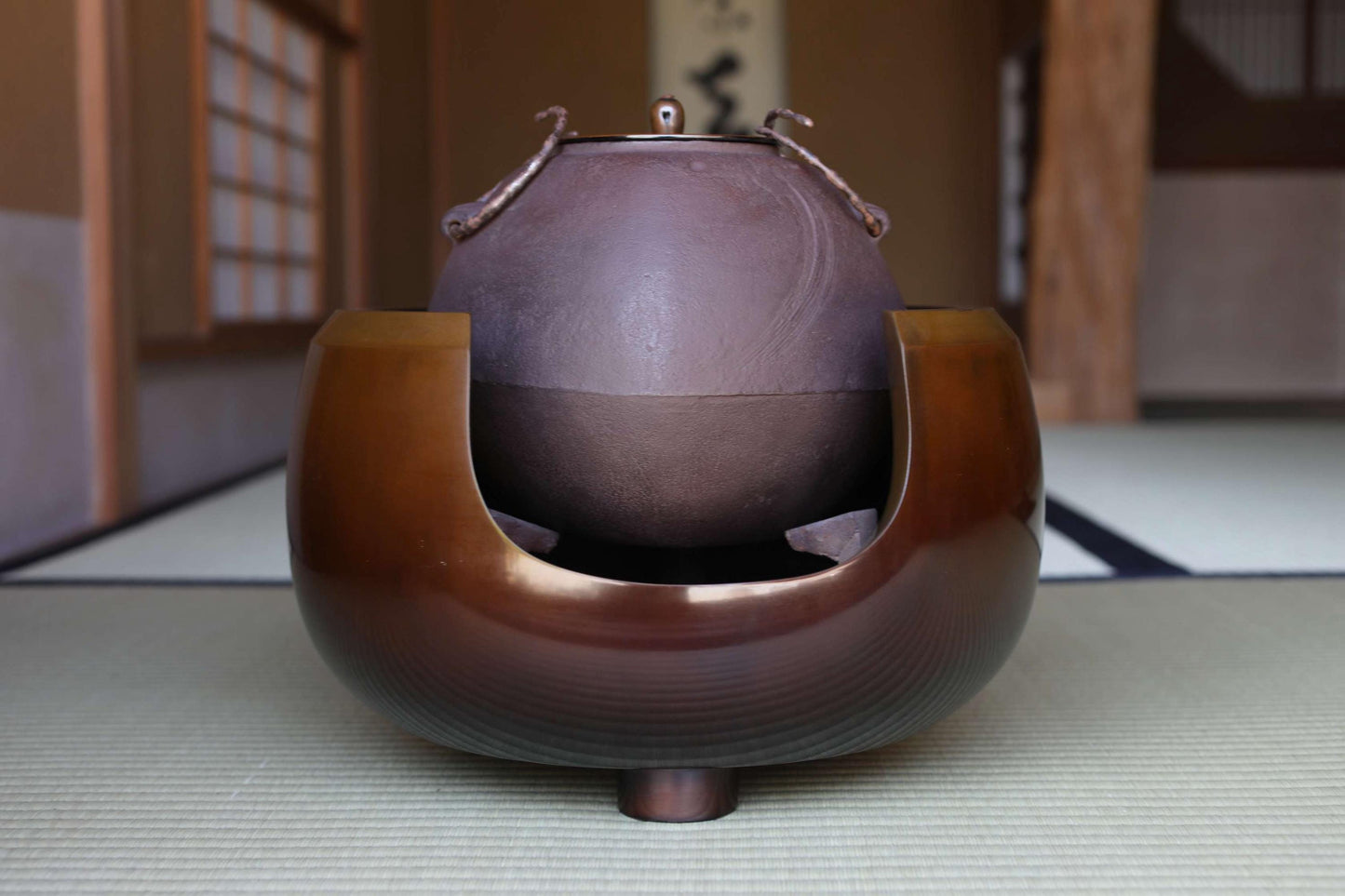 Japanese Bronze Tea Brazier – Master Onishi Art | Takaoka Copperware Furo