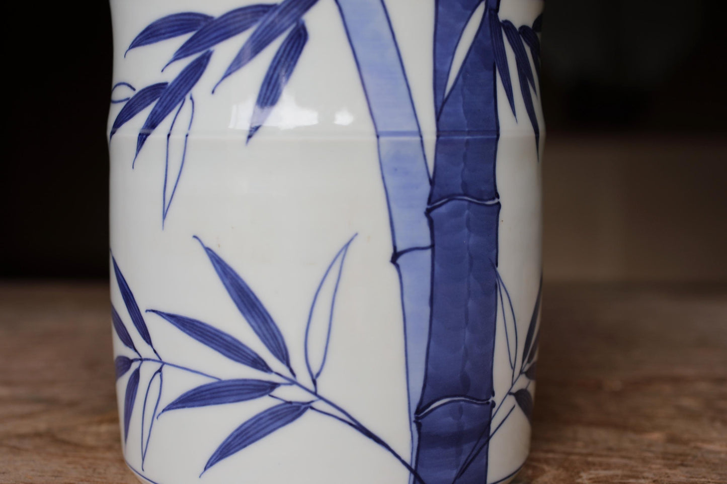 Vintage Mizusashi Jar - Sometsuke Porcelain Tea Vessel with Lacquered Wood Lid