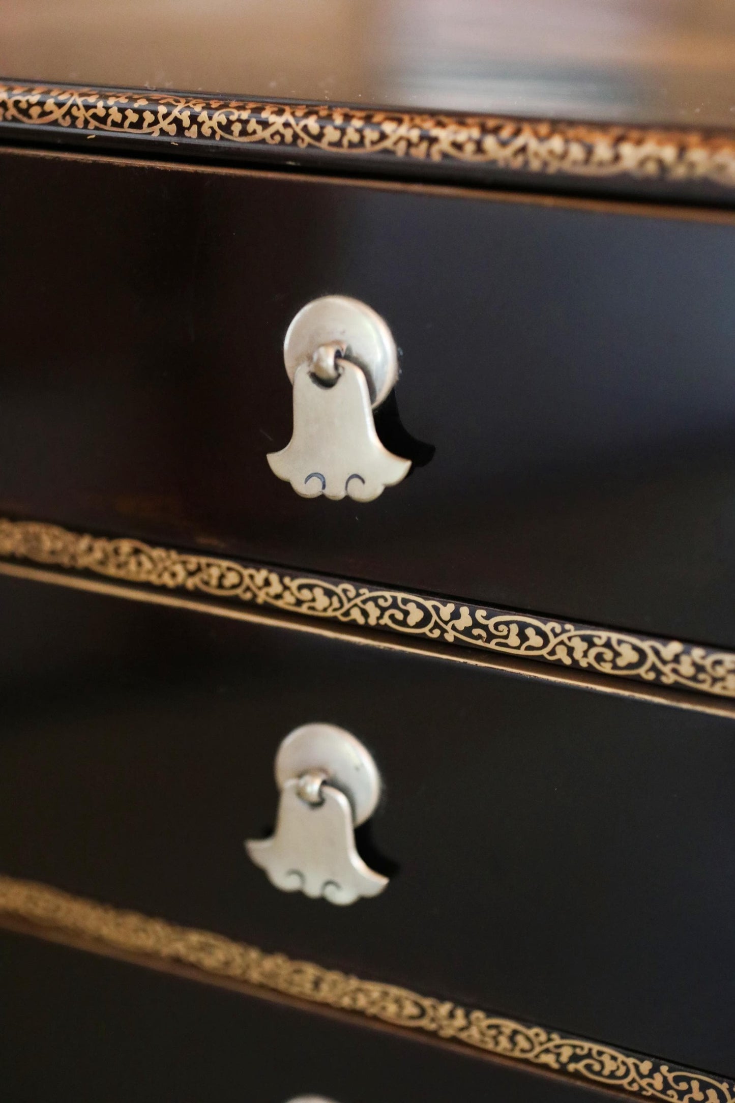 Tansu Chest: Black Lacquer Japanese Temple Chest With Gold Makie Family Crest & Glossy Finish