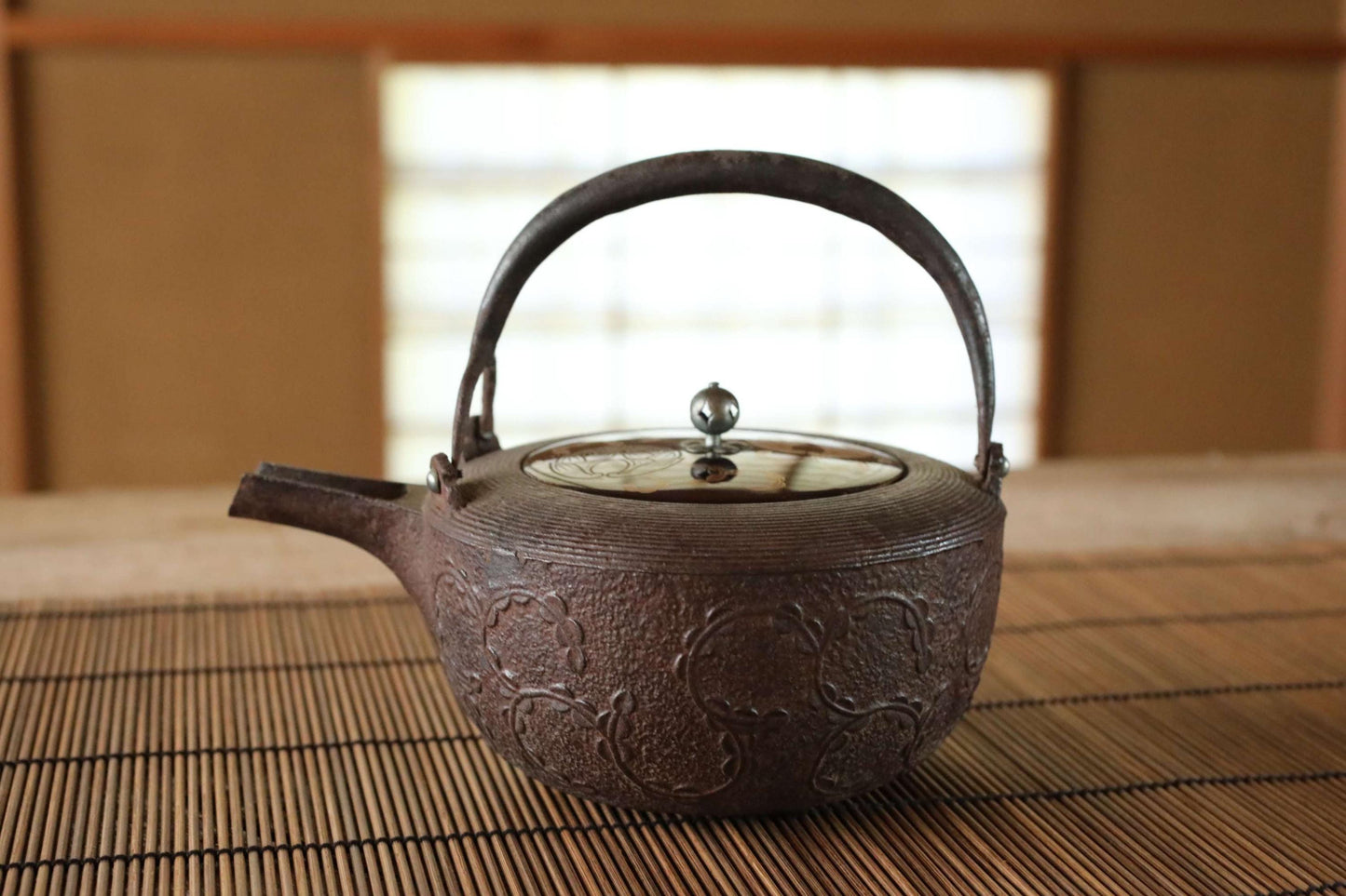 Cast Iron Sake Pot - Japanese Antique Ceremonial Vessel with Lacquered Lid & Myoga Crest