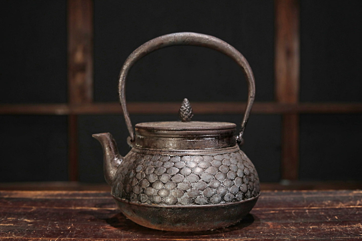 Vintage Cast Iron Kettle - Large Nambu Tetsubin Pot With Pine Tree Design