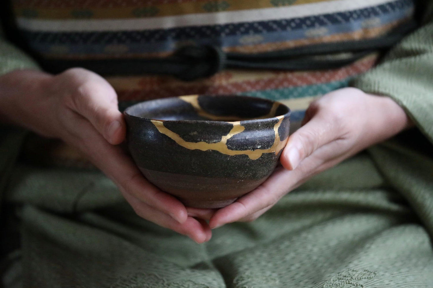 Karatsu Matcha Tea Bowl - Japanese Antique 17th Century Pottery | Gold Kintsugi Repair