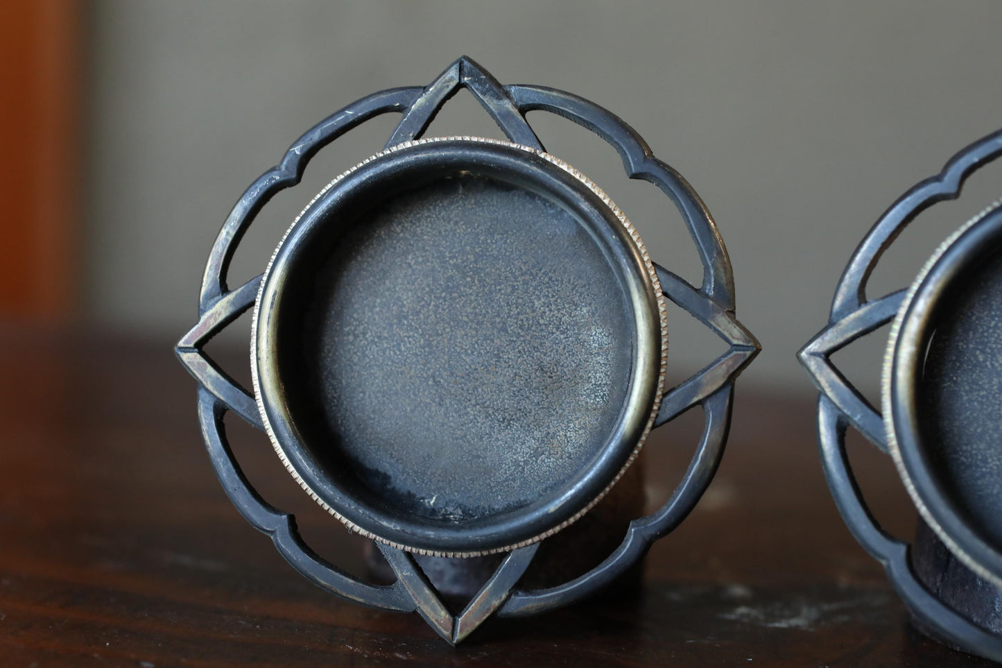 Antique Fusuma Handles - Hand Cast Bronze Ginkgo Leaf Sliding Door Pulls Set
