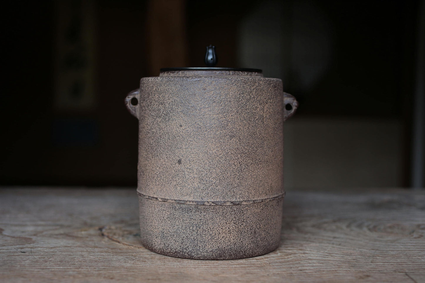 Vintage Cast Iron Kettle – Japanese Tea Kettle with Signed Copper Lid for Matcha Ceremony