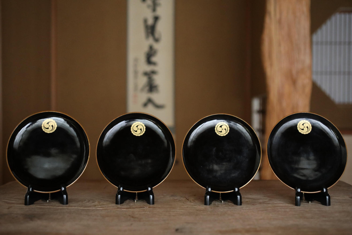 Japanese Urushi Lacquer Plates – Antique Lacquerware Set of 4 with Gold Family Crest