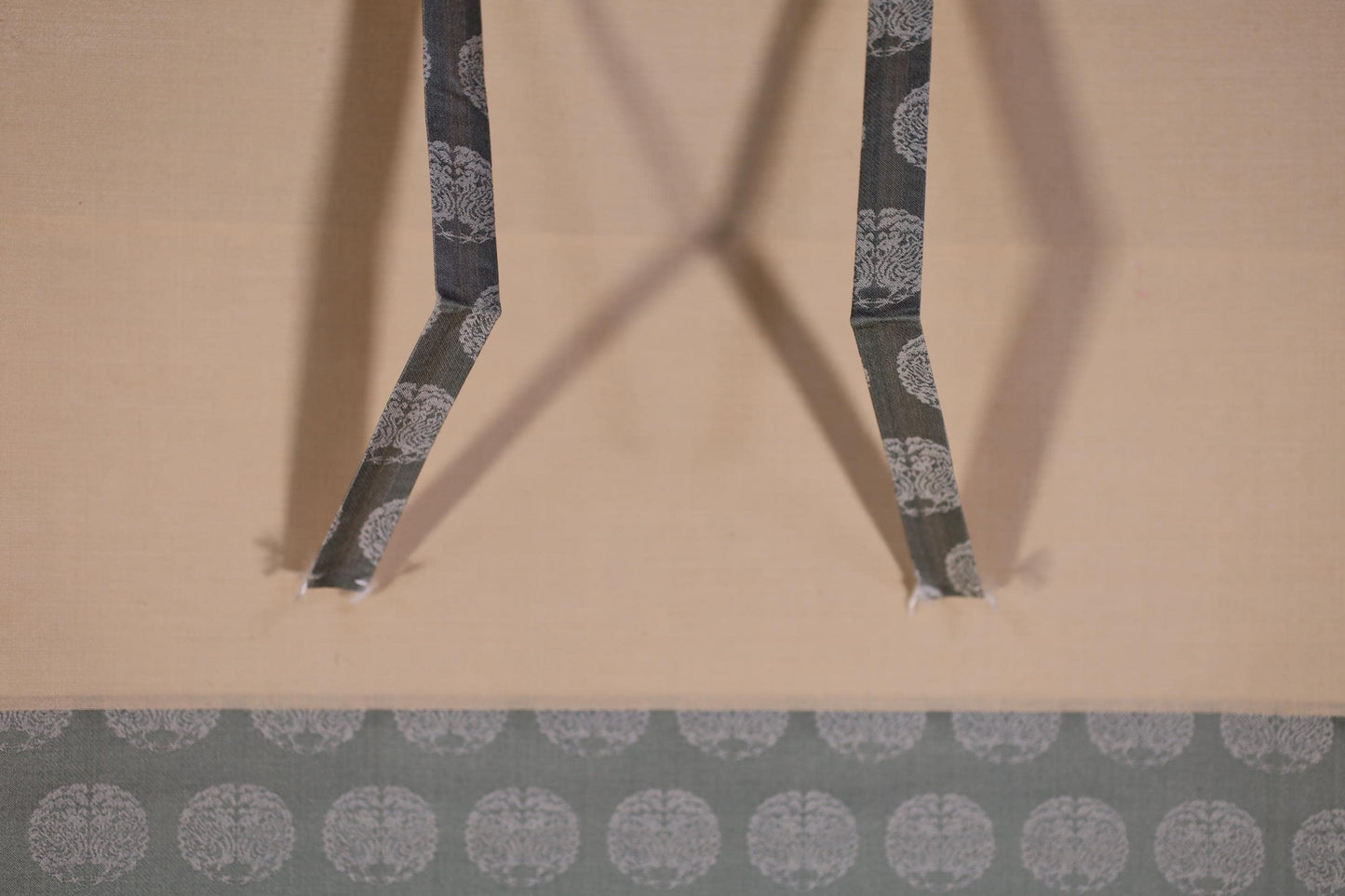 Empty Hanging Scroll - Japanese Calligraphy Silk Paper Scroll H117xW46cm