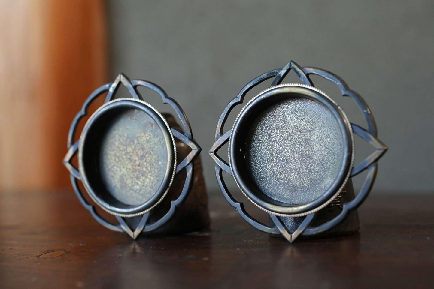 Bronze Fusuma Handles - Japanese Antique Door Pulls with Ginkgo Leaf Motif, Set of 2
