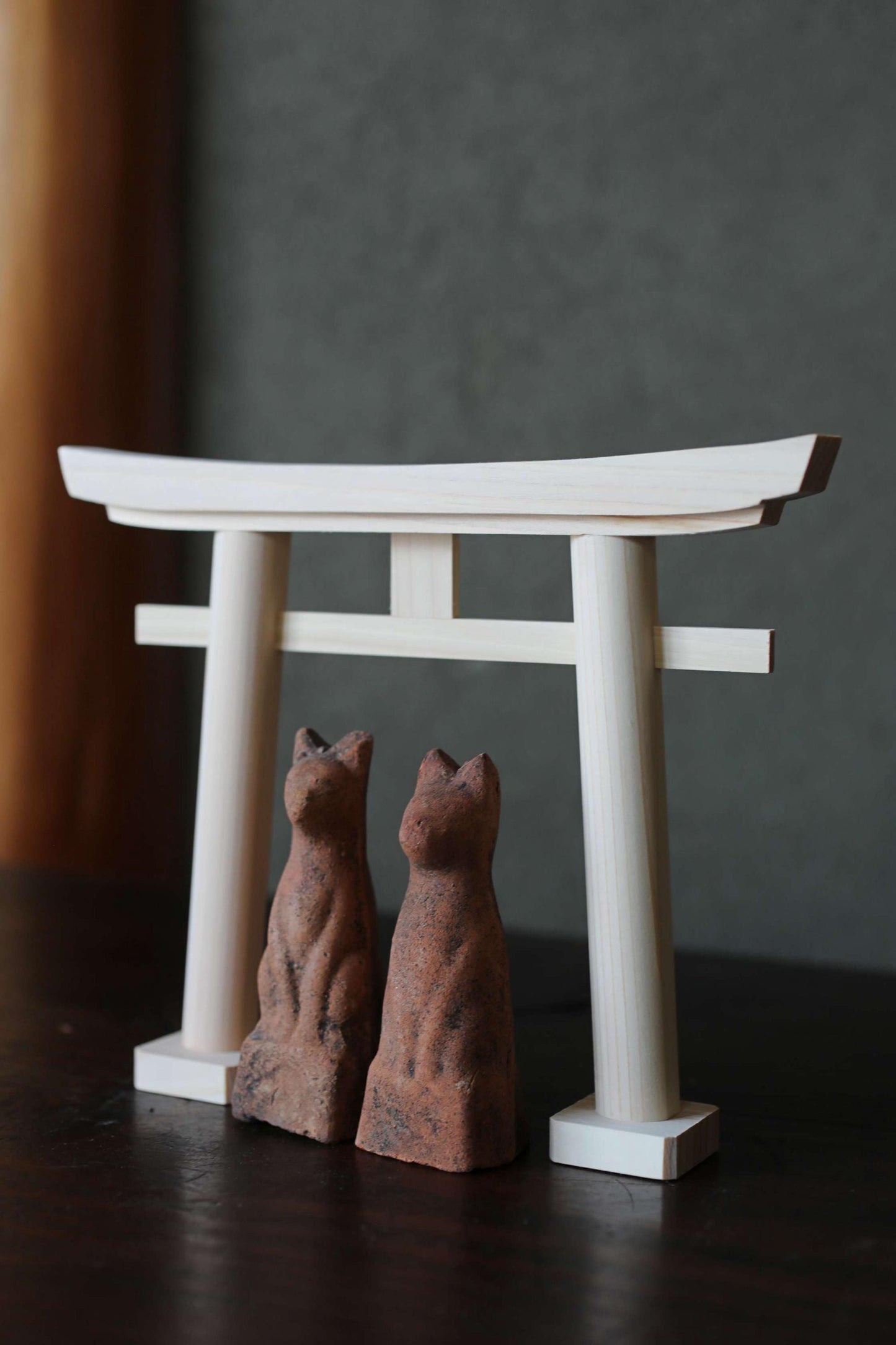 Japanese Antiques KITSUNE Dolls, Imado-yaki Pottery Pair (H3.7in)