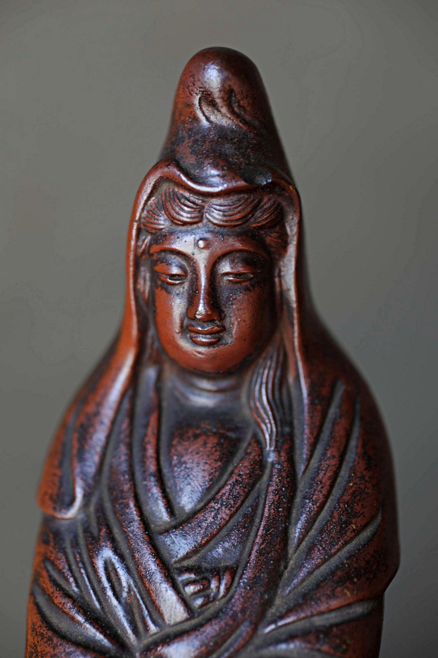 Antique Bizen Kannon Statue – 1920s Unglazed Stoneware Buddhist Figurine