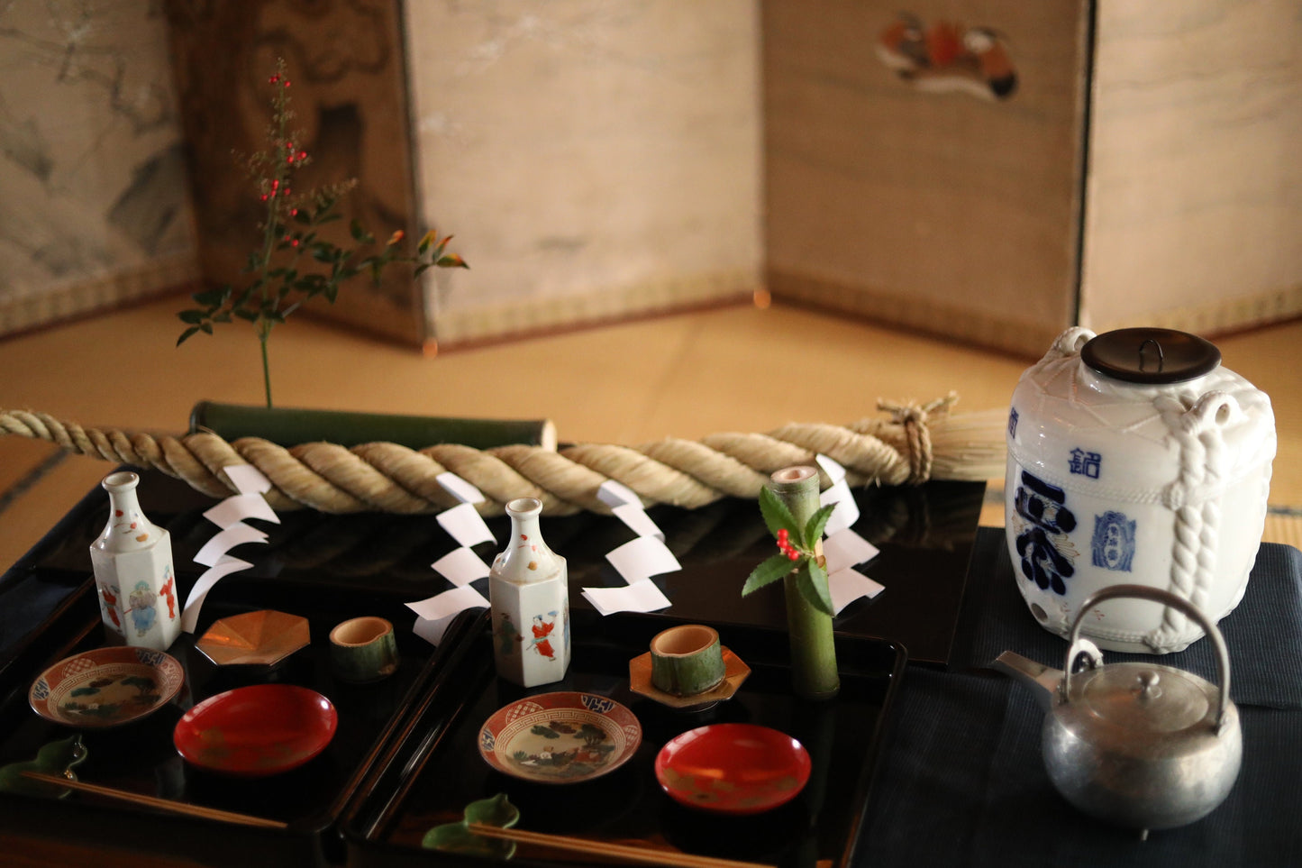 Antique Sake Jar – Japanese Porcelain Bottle with Masamune Calligraphy, Indigo Blue