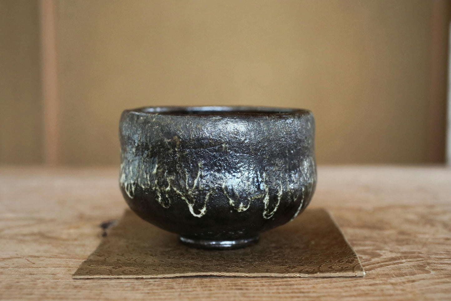 Japanese Raku Tea Bowl – Hand-Sculpted Chawan with Black Green Glaze | Ohi Kiln