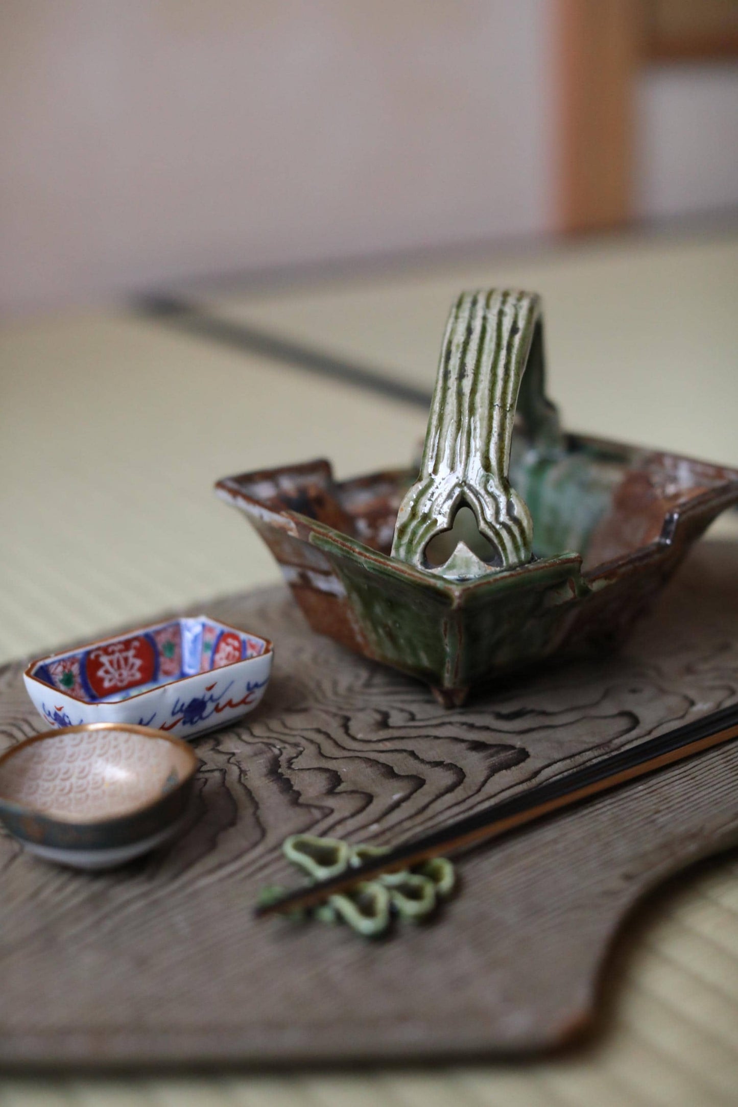 Oribe Ceramic Plate – Japanese Tea Dish with Handle | Antique Pottery Art