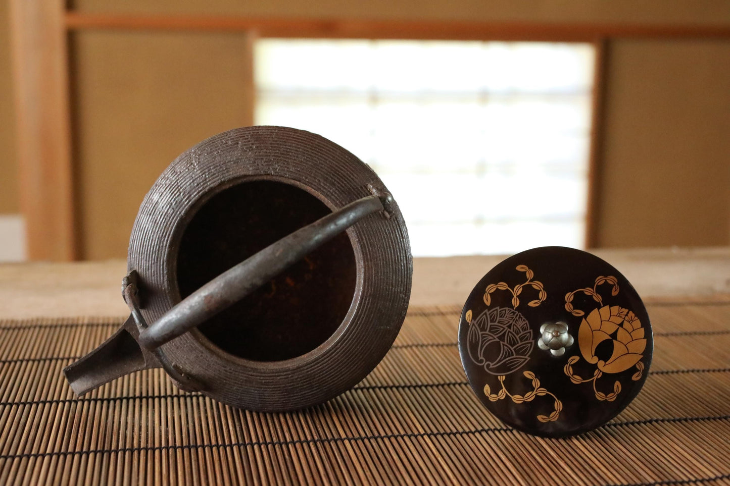 Cast Iron Sake Pot - Japanese Antique Ceremonial Vessel with Lacquered Lid & Myoga Crest