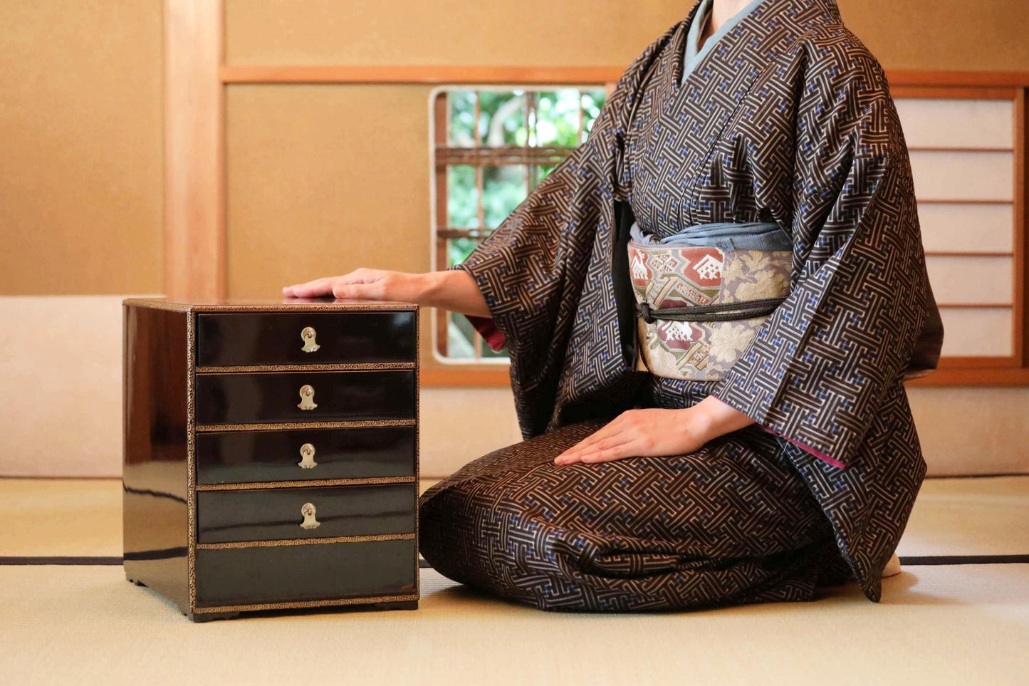 Tansu Chest: Black Lacquer Japanese Temple Chest With Gold Makie Family Crest & Glossy Finish