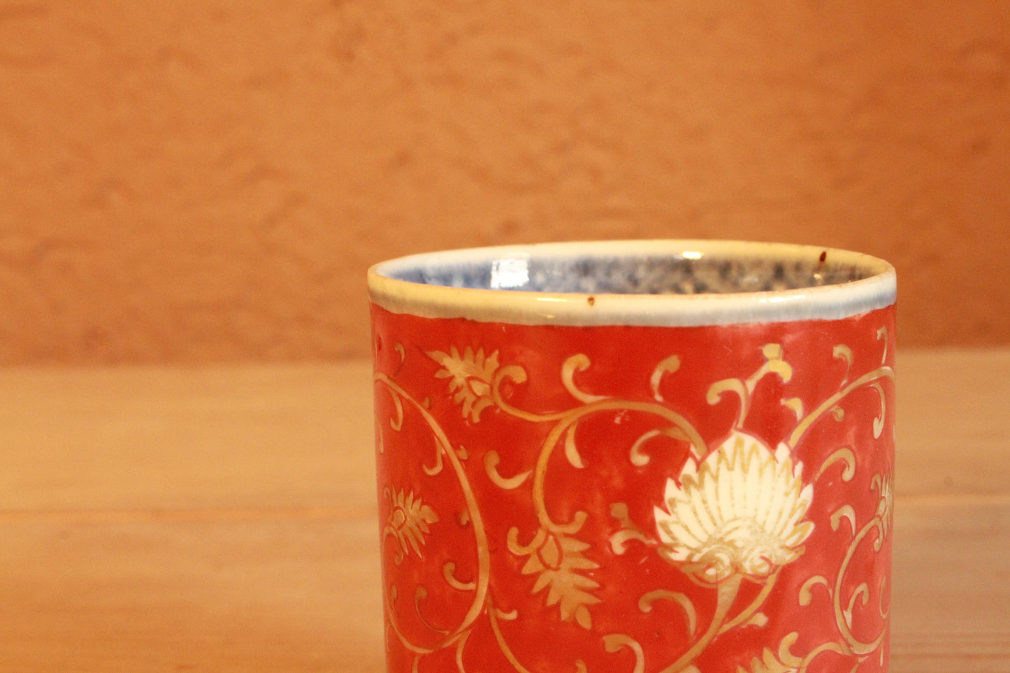 Antique Kutani Sake Cups – 19th Century Japanese Porcelain Set of 3 with Arabesque Pattern