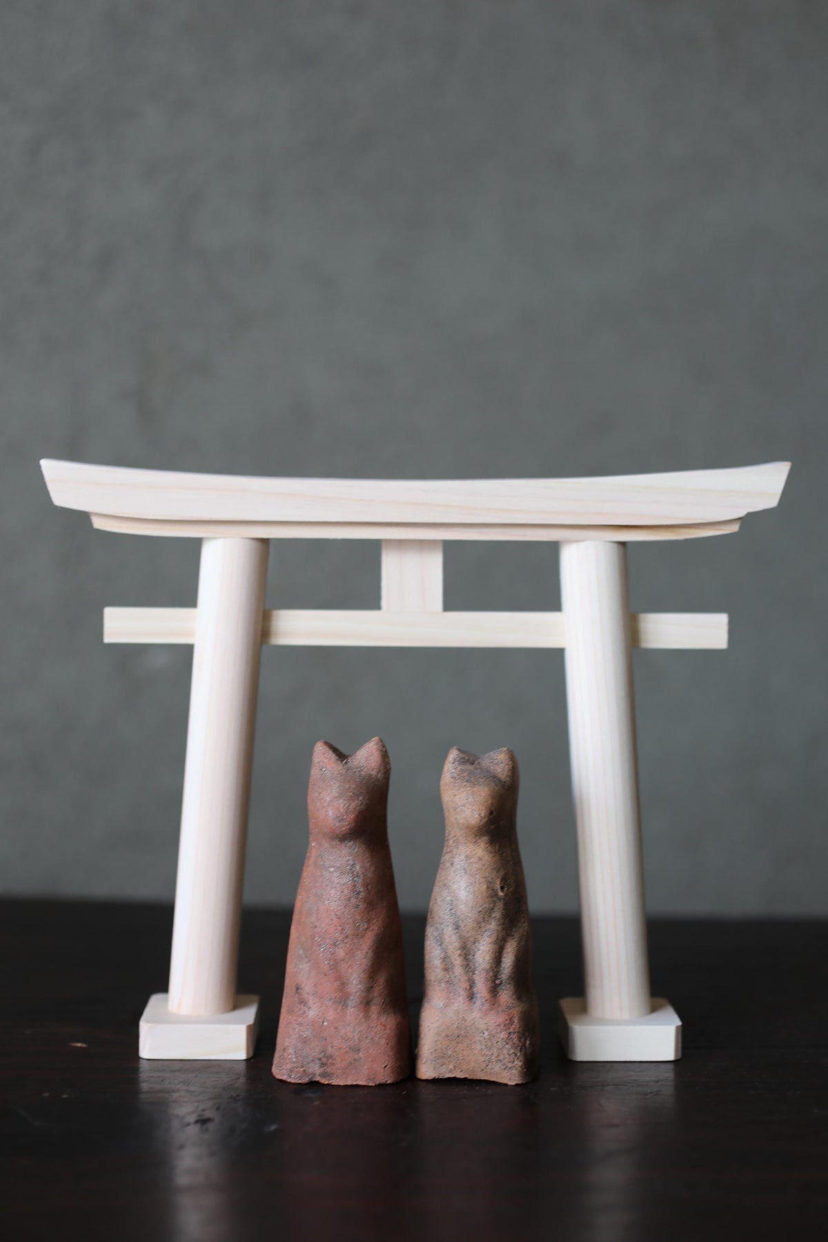 Japanese Antiques KITSUNE Dolls, Imado-yaki Pottery Pair (H3.7in)