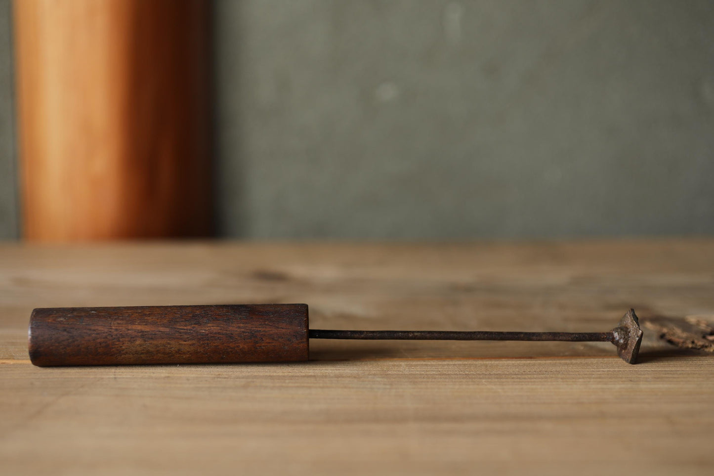 Japanese Branding Iron – Vintage Kanji Rice Plant Symbol | Rustic Wood & Leather Stamp